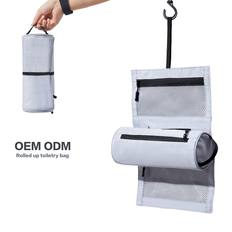 OEM ODM 耐用轻质 M 号卷起悬挂盥洗包